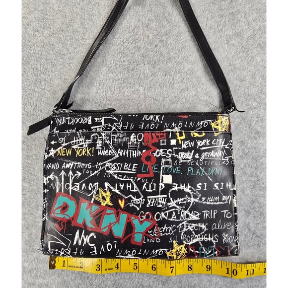 DKNY Bryant Park Black Graffiti Print Crossbody Bag Purse Streetwear 2021 - Picture 11 of 12